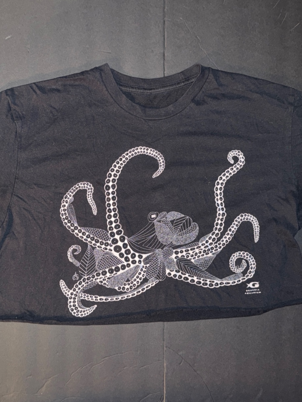 Black Octopus Graphic Crop Top